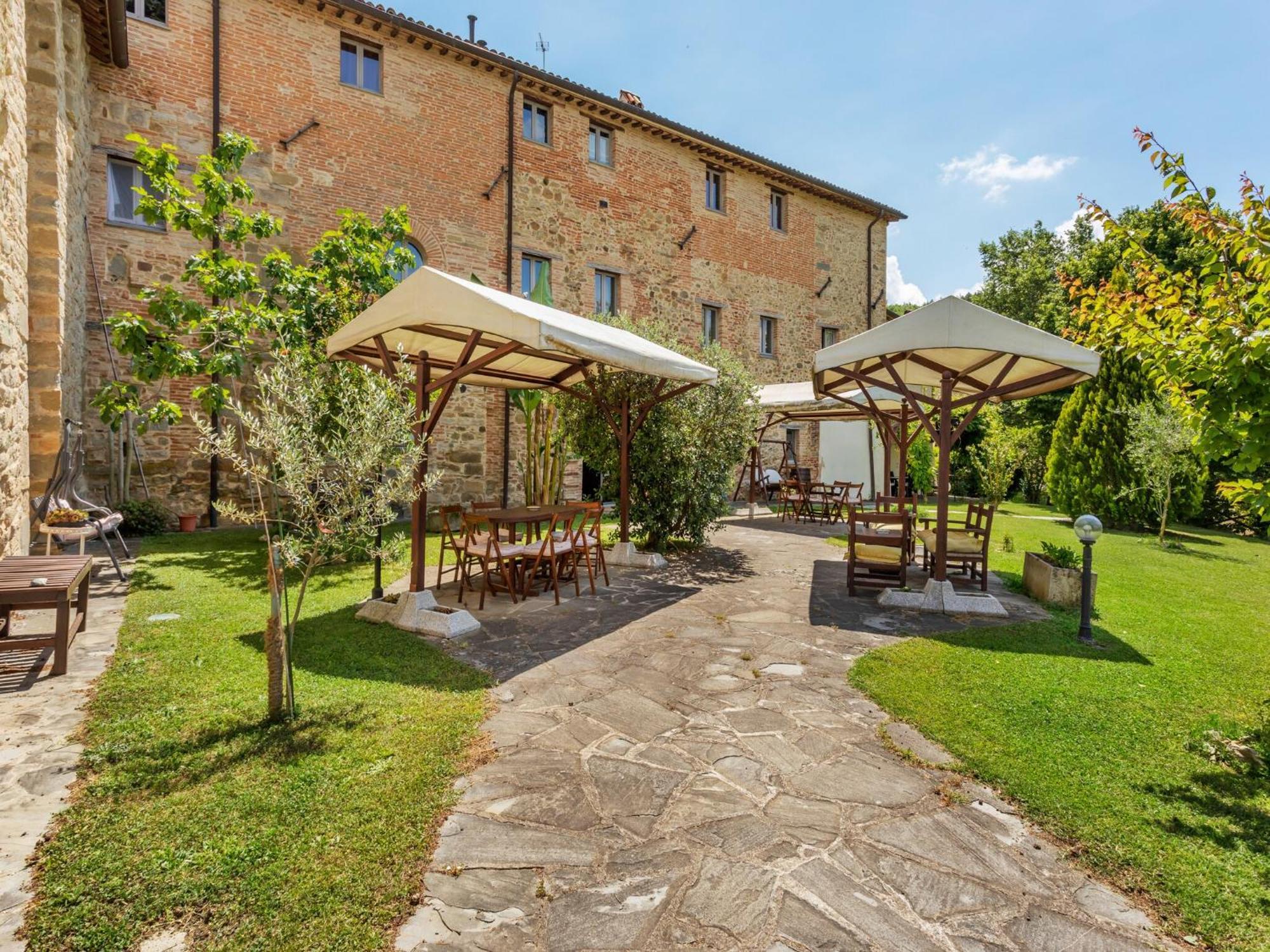 Rustic Holiday Home In Citt Di Castello With Swimming Pool تْشيتّا دي كاستيلّو المظهر الخارجي الصورة
